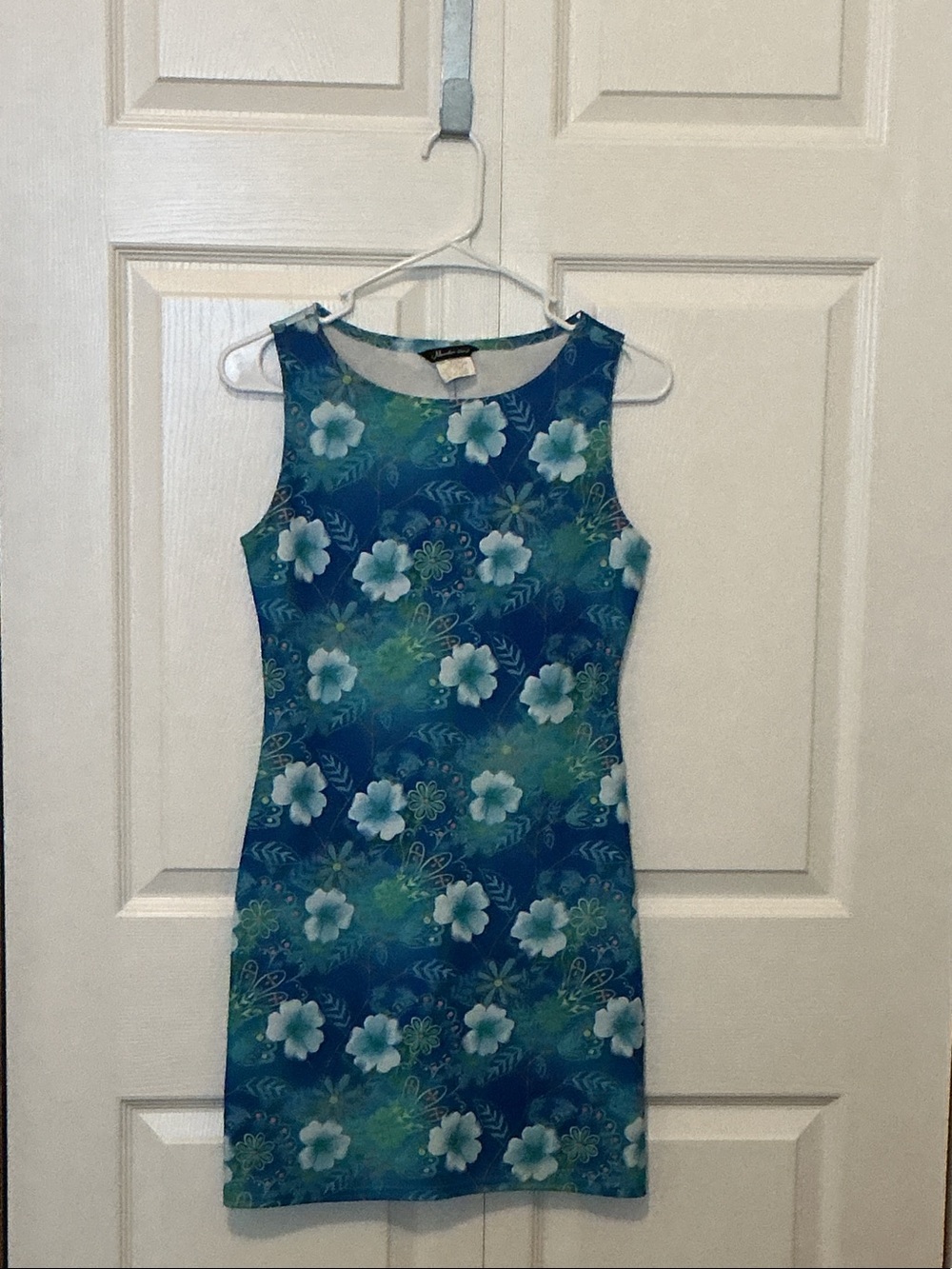 Vintage Monster Girl Hawaiian Floral Sheath Dress in Teal Blue